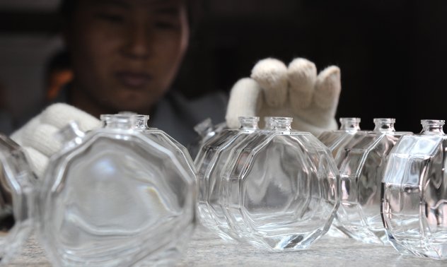 Завод за стъкло показва как САЩ могат да съживят производството