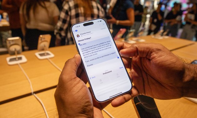 Apple е близо до сделка за $1 милиард годишно за използване на Google AI за Siri