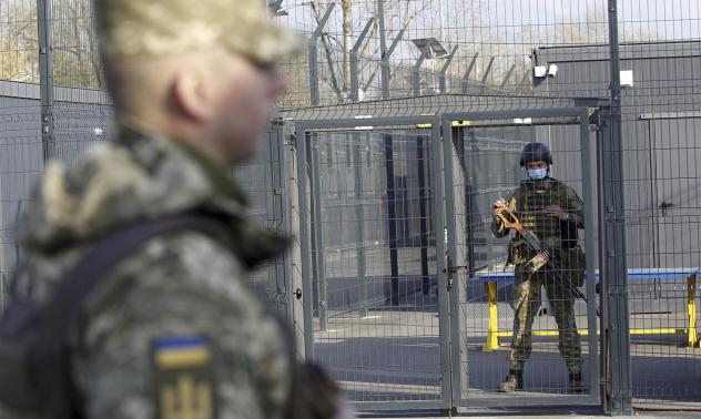 ЕС: Русия се опитва постепенно да абсорбира части от Украйна