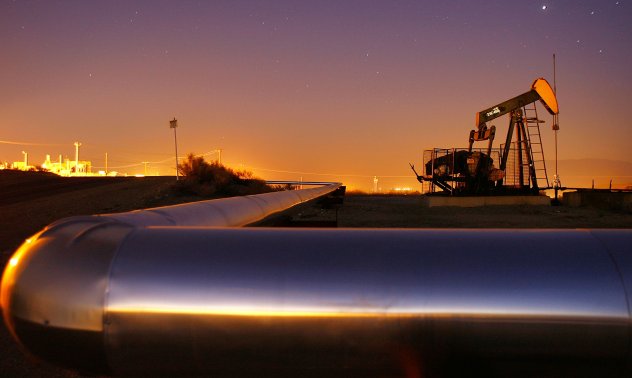 ОПЕК+ няма да намали добива, докато петролът не падне под $55 за барел