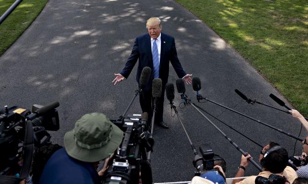 Две трети от американците искат Тръмп да изчезне от политиката