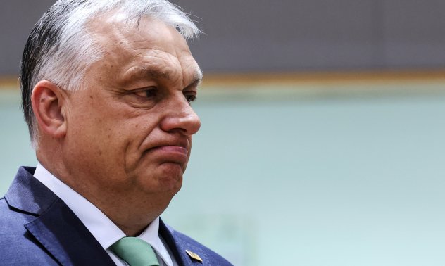 Си и Орбан: Унгария ще качи европейците в електрическа кола за 10 000 долара