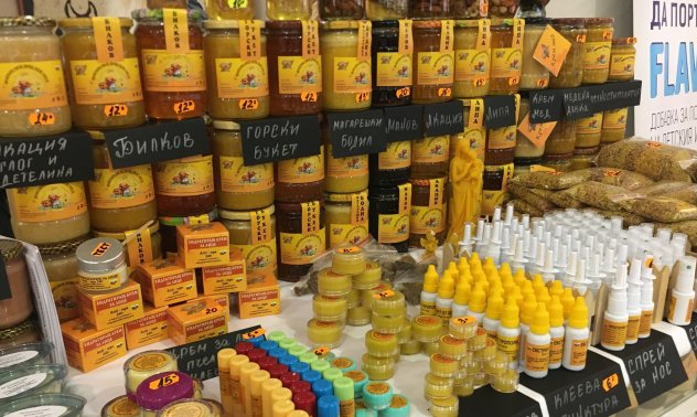 Малките фирми в България са конкурентни, но онлайн търговията ги затруднява