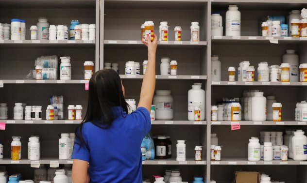 Аптеката на бъдещето - център за скрининг и превенция, не автомат за лекарства