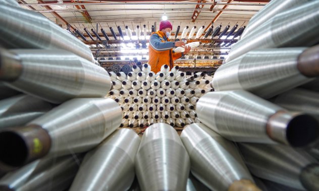 Забавянето на двигателите на растежа в Китай повишава нуждата от стимули