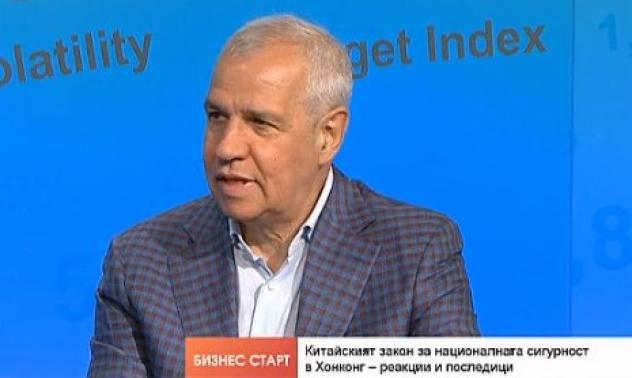 Алекс Нестор: Балансирано решение за Хонконг няма