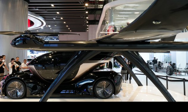 Любимата марка автомобили на китайския елит придобива модерна визия