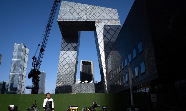 Производствената дефлация в Китай отслабва, но икономиката продължава да буксува