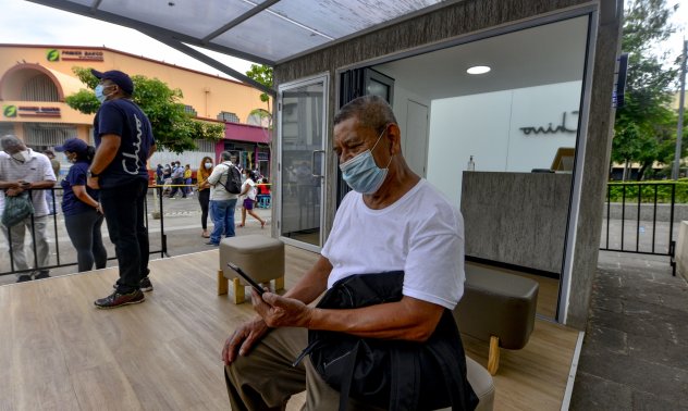 Биткойн експериментът на Ел Салвадор подмина хората, на които трябваше да помага