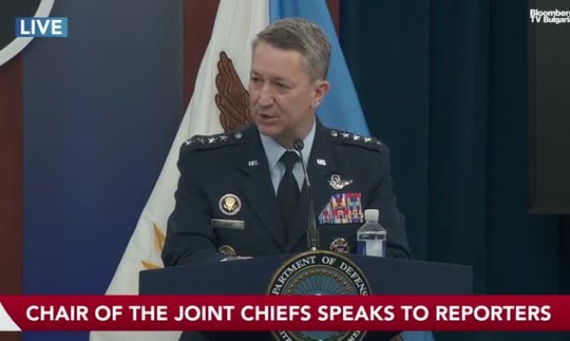 Ген. Дан Кейн: Ударното формирование бе под командването на САЩ