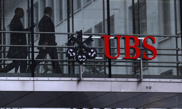 UBS се нарежда сред швейцарските банки, искащи отлагане на Базел III