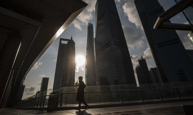 Икономическият растеж на Китай падна до почти исторически минимуми