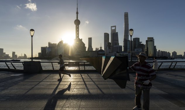 Китай трябва да изкупи местния дълг от $3 трлн., за да подкрепи търсенето 