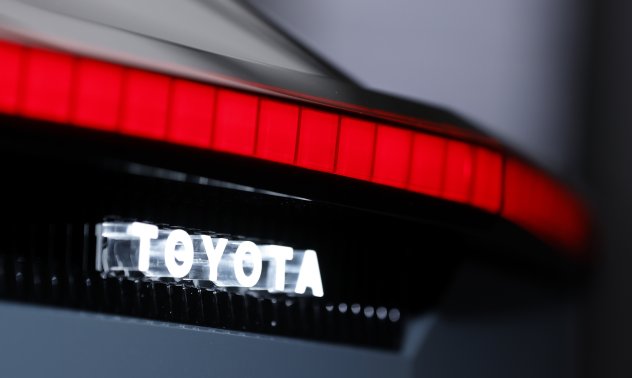 Toyota вижда потенциален риск за сделката, сключена с Tesla в Европа