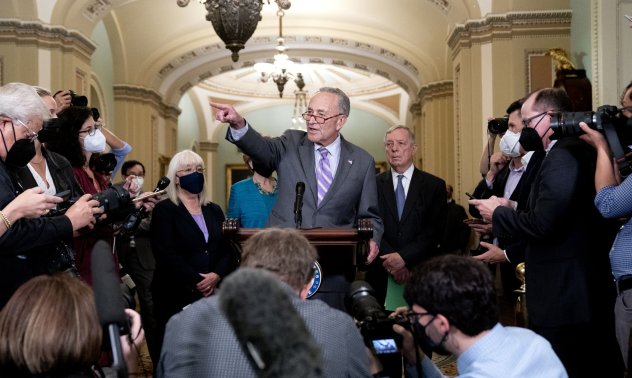 Демократите дадоха сигнали, че ще приемат увеличение на тавана на дълга