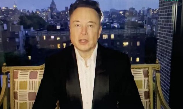 Мъск хвали китайските производители на автомобили, докато Tesla се опитва да оправи имиджа си