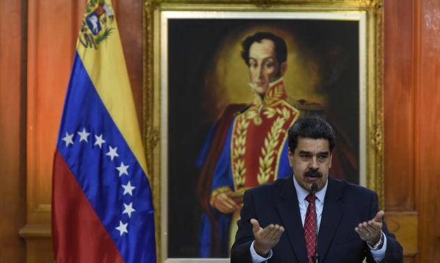 Венецуела изнася 20 тона злато за Русия?