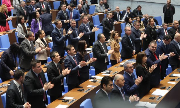 Депутатите окончателно приеха „историческия“ бюджет за 2024 г.