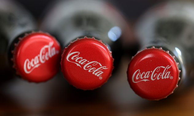 Coca-Cola може да срине доставките на захар заради обещанието си към Тръмп