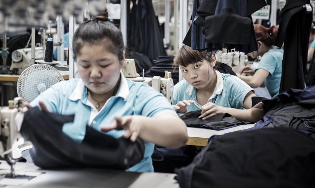 Митата на Тръмп: Фабричната активност в Китай е най-слаба от 2023 г. насам