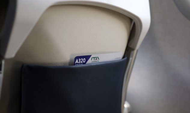 Зелената авиация на инчове от излитане