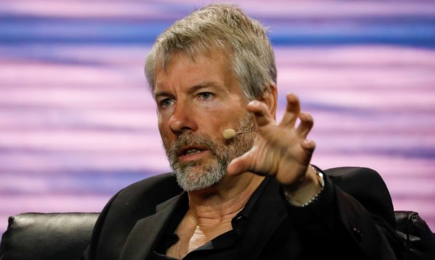 Майкъл Сейлър заложи милиарди долари на биткойн и загуби