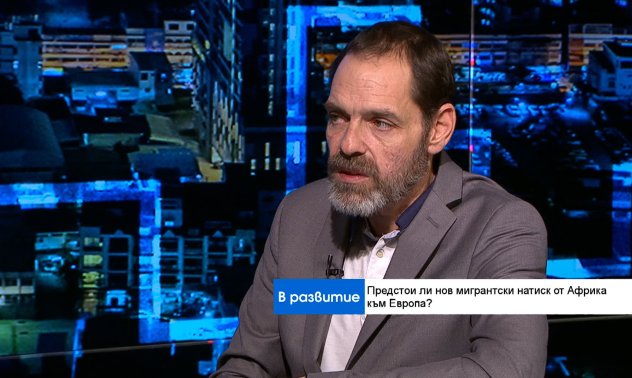 Трябва да мислим как мигранти от Африка да идват легално и как да ги интегрираме