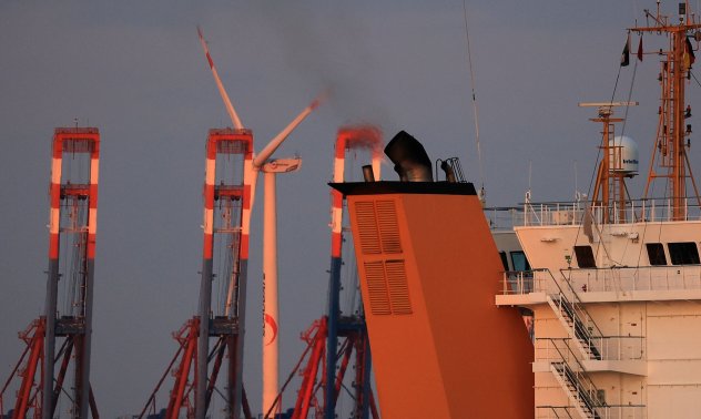 Мисията за по-екологично гориво за корабите се натъква на климатични усложнения