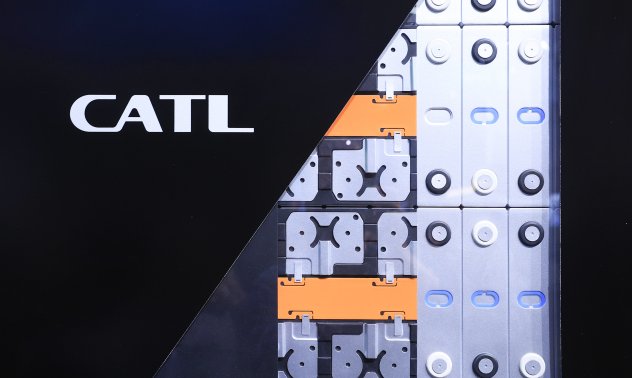 Голямата игра с акциите на CATL между Шънджън и Хонконг