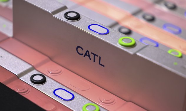 CATL представи нови EV батерии, с които ще ускори европейската си експанзия