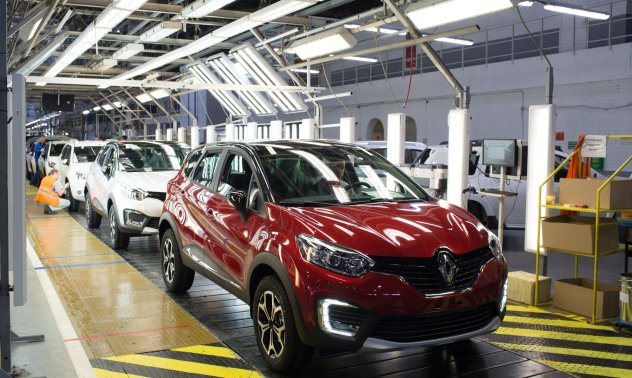 Последният останал автомобилен гигант започва да къса връзките си с Русия