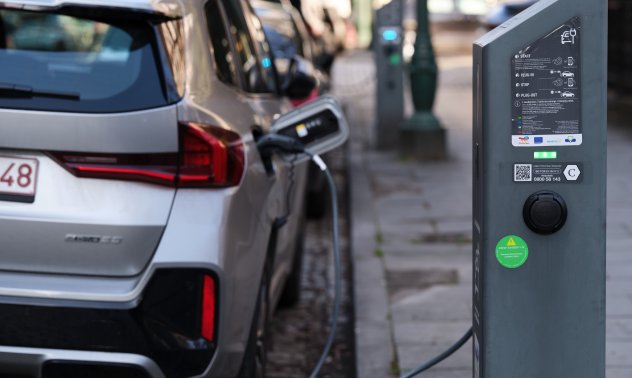 Тръмп превръща САЩ в изоставащи в областта на електрификацията на автомобилите