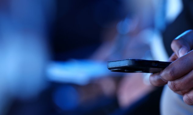 МОН започва дискусия за ограничаване на социалните мрежи за деца