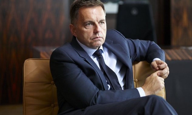 В Словакия разследват член на Управителния съвет на ЕЦБ по обвинения в корупция 