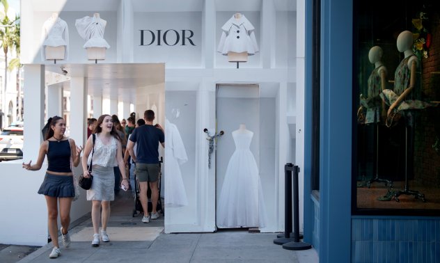 Възстановява ли се луксозният сектор - LVMH дава повод за предпазлив оптимизъм 