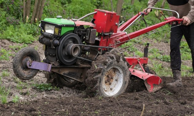 Мотофрезата и нейната роля в градината