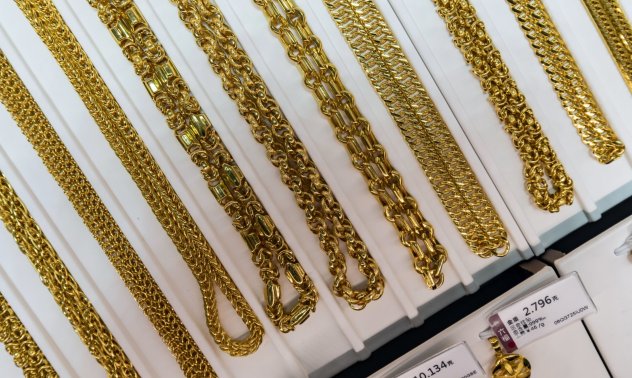 Централните банки се превръщат в крупни "златотърсачи" и ревностни пазители на кюлчета