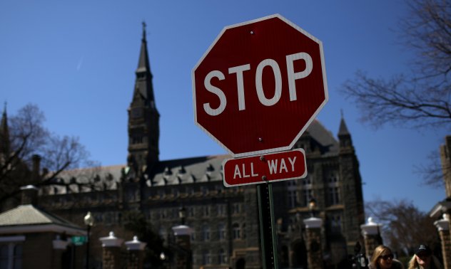 Спирането на визите H-1B ще унищожи американската система за висше образование