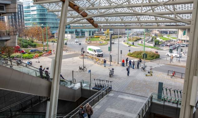 Италия пожъна невиждан успех при дебюта си на пазара за устойчив дълг