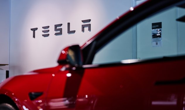 Tesla успокои инвеститорите, като обеща модел за $25 000 през 2024 г.
