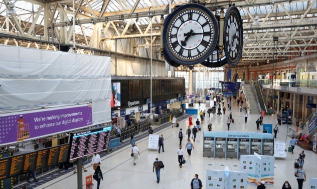 Великобритaния премахва ограниченията днес, но затрудненията за бизнеса остават