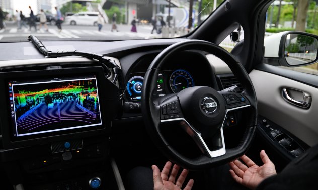 Япония се фокусира върху умните автомобили, тъй като изостава от САЩ и Китай