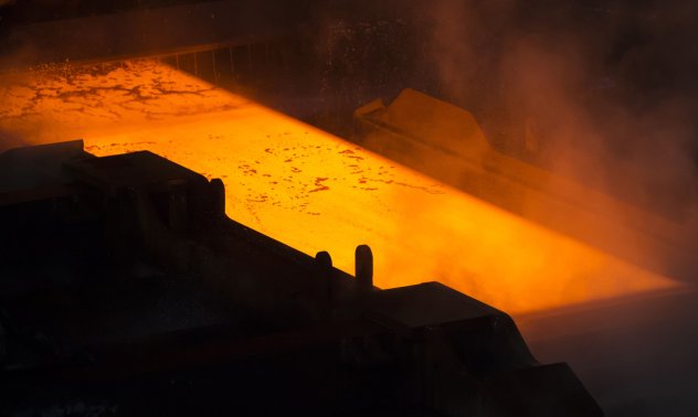 Nippon Steel поема риск, като тръгва по пътя на сливанията и придобиванията 