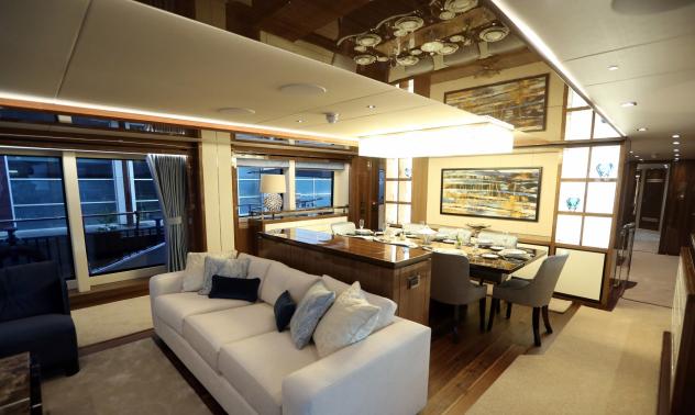 НАП проверява 300 души на МРЗ със скъпи активи