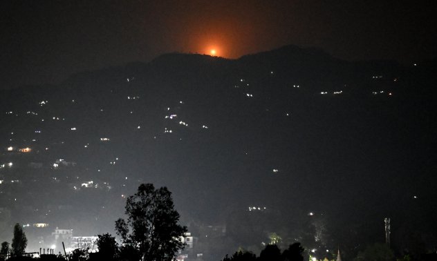 Индия и Пакистан размениха удари, има свалени самолети и загинали