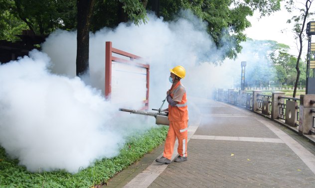 Китай връща мерки от времето на Covid, за да се бори с новия вирус