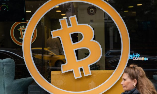 Биткойн на $100 000 още тази година? Експертите отговарят