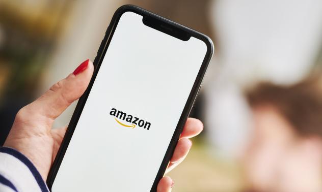 Amazon ще пусне в продажба охранителен дрон за дома