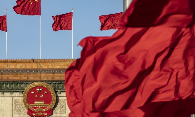 Китай уволни високопоставен служител, за да ограничи проблемите за игралния сектор