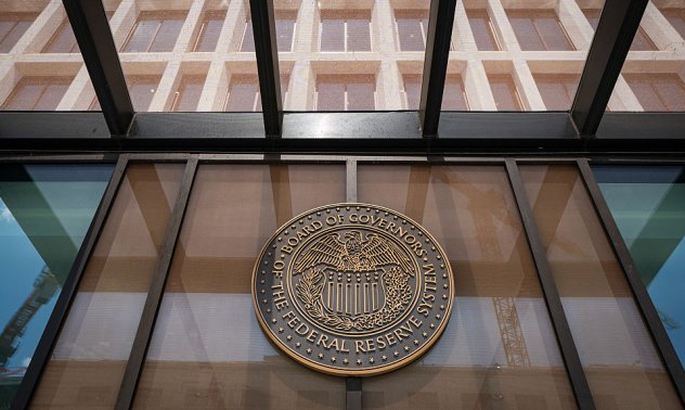 "Много" служители на Фед са против понижаване на лихвите през декември